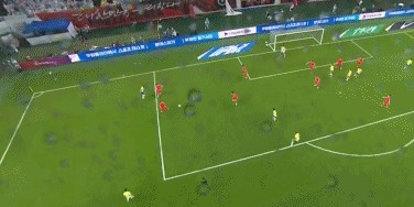 巴西3人超精妙配合!罗德里戈连晃2人,破398天国家队球荒