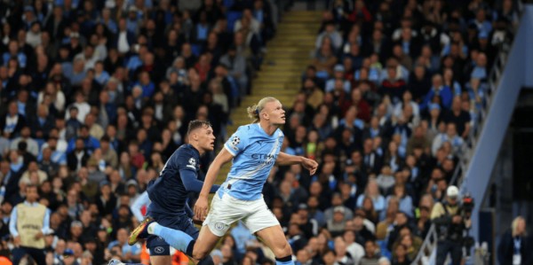 红牌！曼城掀翻意甲领头羊，哈兰德连场破门，德布劳内失望下场